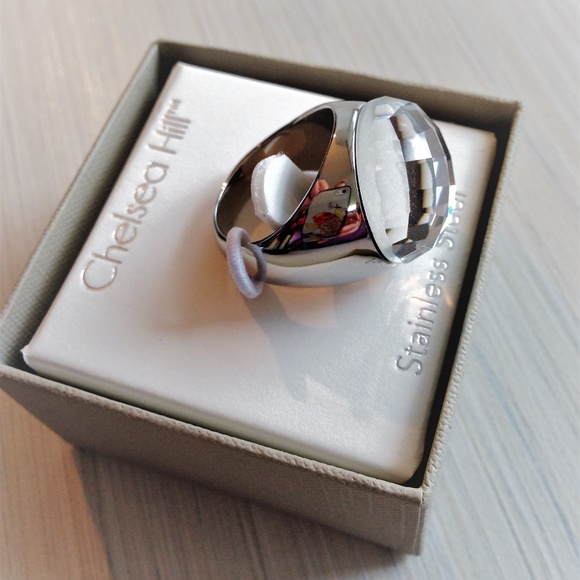 ring - Picture 3 of 8